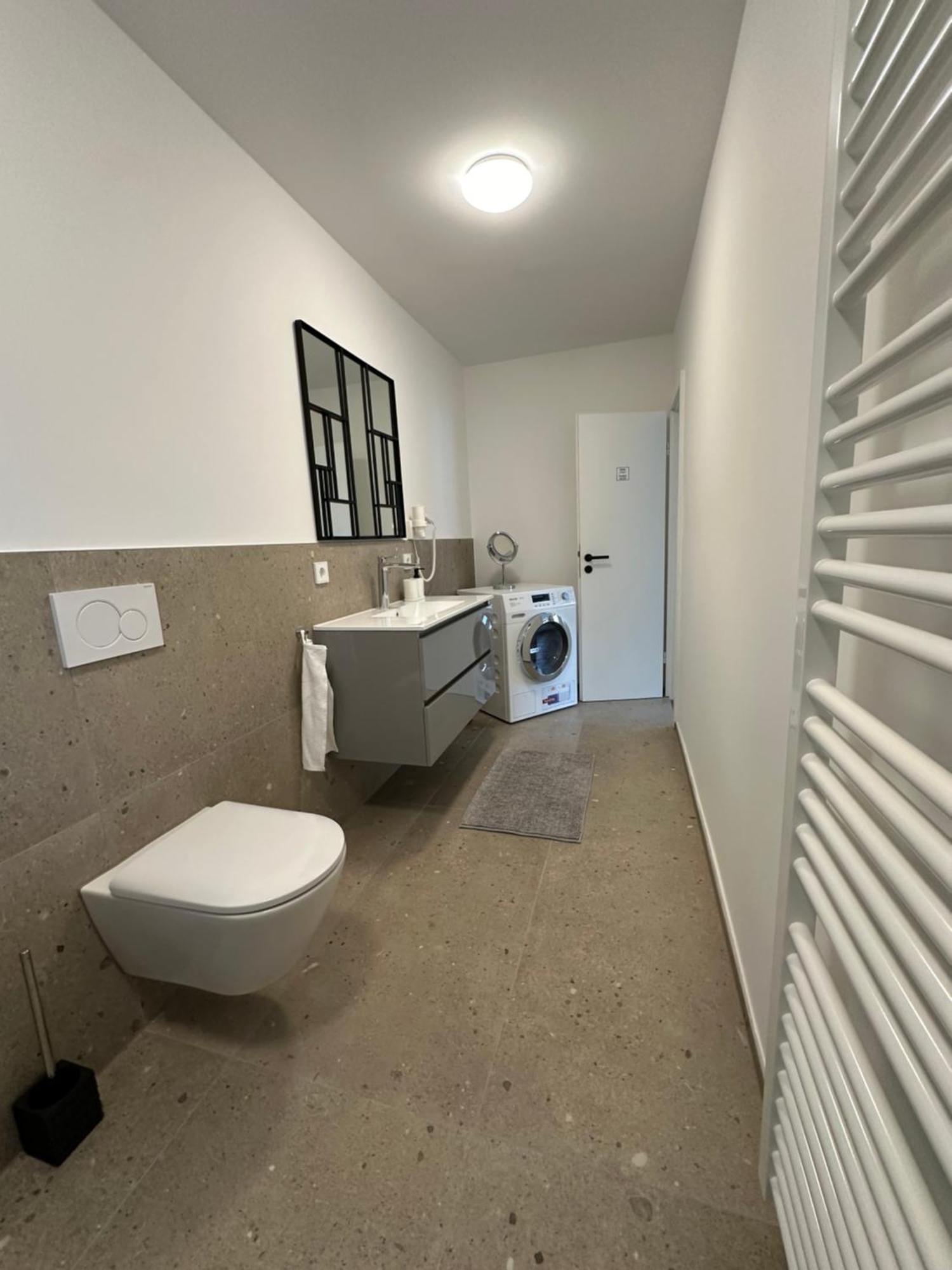 Living 77 Apartment Fulda Bagian luar foto